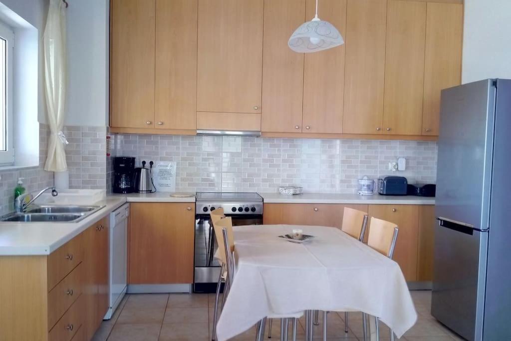 Cozy New Apartments Nea Chora Chania  Bagian luar foto